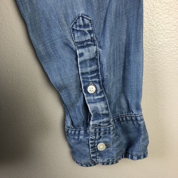 Abercrombie & Fitch Button Down Shirt Womens M Chambray Lyocell Jewel Collar - Picture 11 of 15